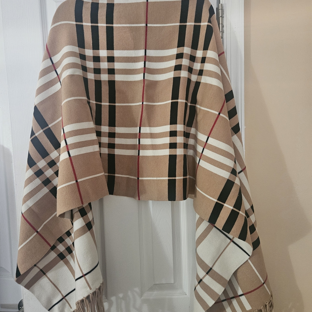 Plaid Cape/Shawl Reversible With Space For Arms - Women - One Size - Picture 4 of 4